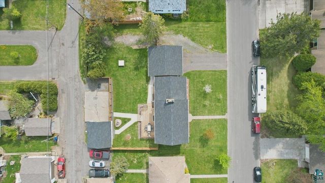 11c Hayes Ct, Superior, WI 54880