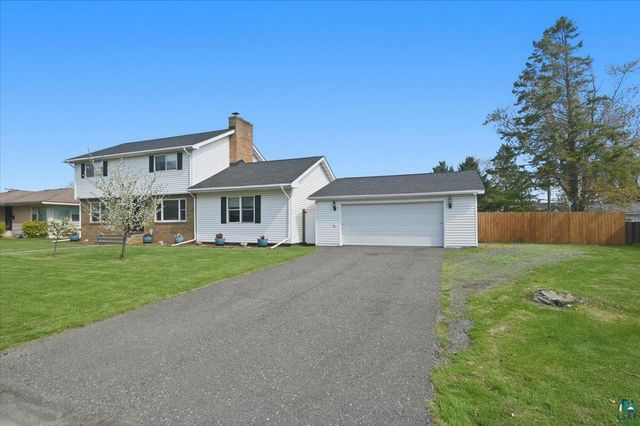 11c Hayes Ct, Superior, WI 54880