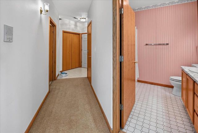 222 Shato Lane, Monona, WI 53716