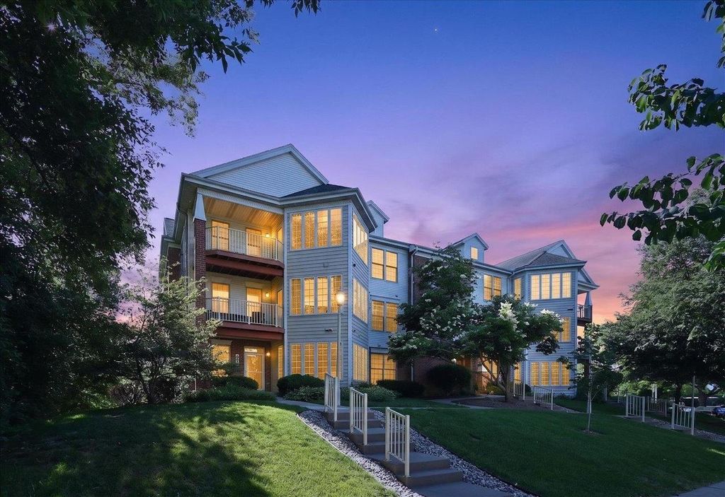 222 Shato Lane, Monona, WI 53716