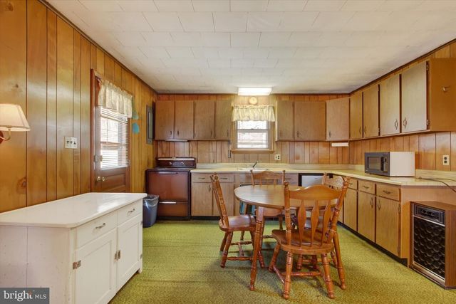 50 BOYDS SCHOOLHOUSE RD, Biglerville, PA 17307