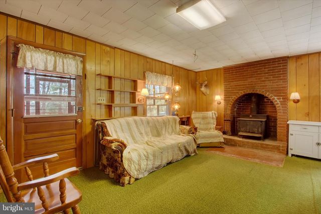 50 BOYDS SCHOOLHOUSE RD, Biglerville, PA 17307