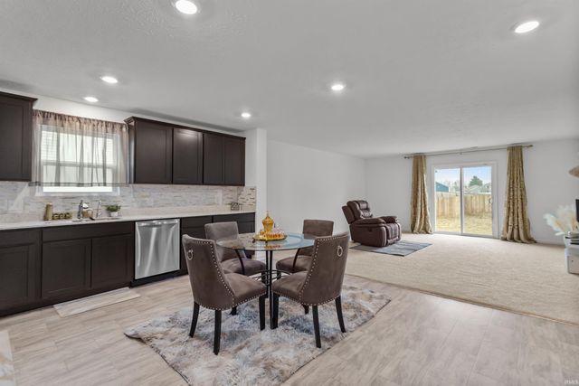 844 Lando Creek Drive, Kokomo, IN 46902