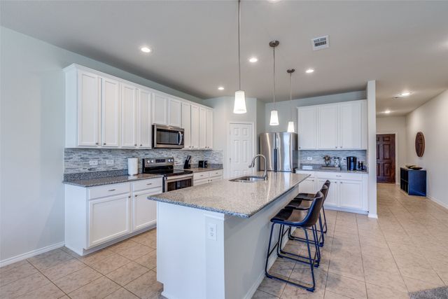 1700 Vernon Drive, Aubrey, TX 76227