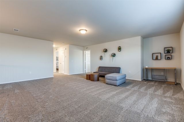 1700 Vernon Drive, Aubrey, TX 76227