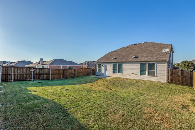1700 Vernon Drive, Aubrey, TX 76227