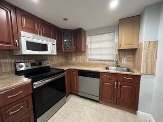 16450 Miami Dr 108, North Miami Beach, FL 33162