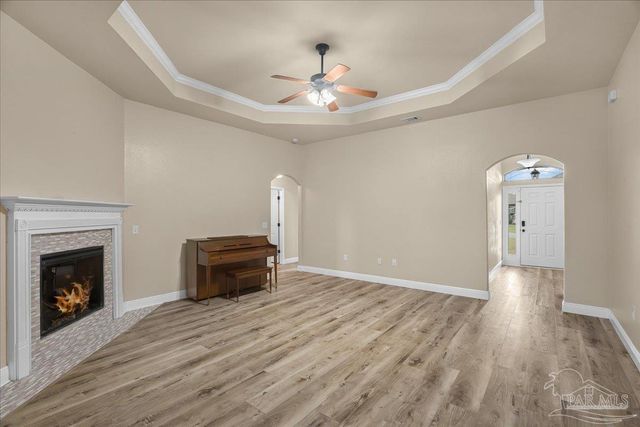 6096 Winchester Cir, Milton, FL 32570