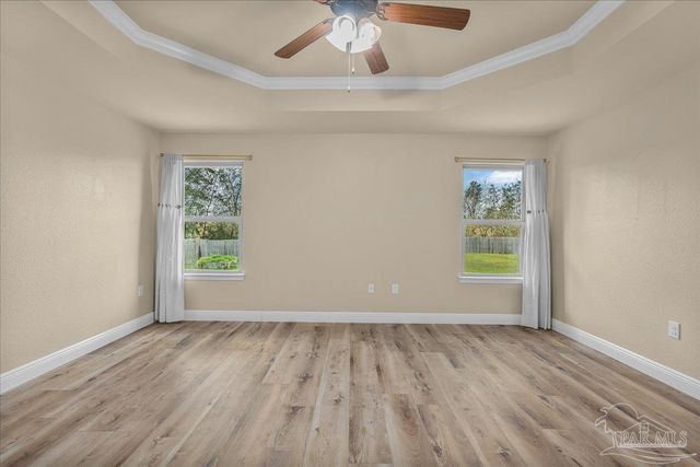 6096 Winchester Cir, Milton, FL 32570