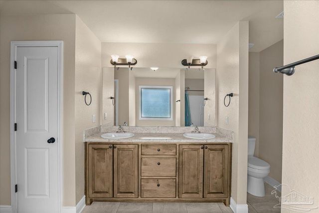 6096 Winchester Cir, Milton, FL 32570