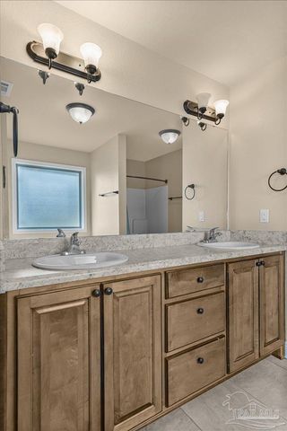 6096 Winchester Cir, Milton, FL 32570