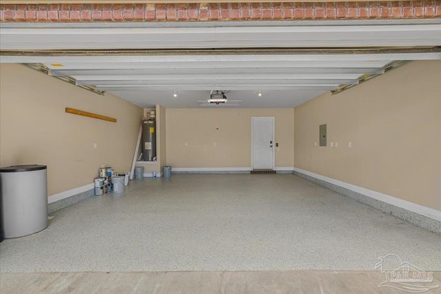 6096 Winchester Cir, Milton, FL 32570