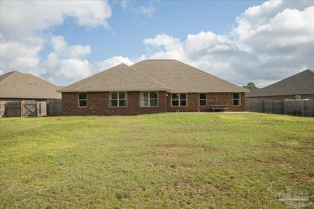 6096 Winchester Cir, Milton, FL 32570