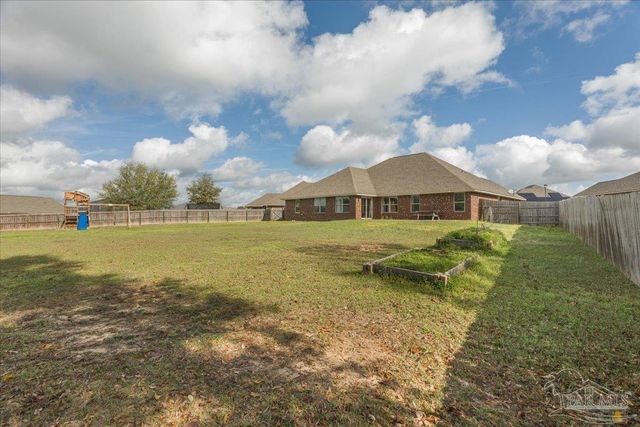 6096 Winchester Cir, Milton, FL 32570