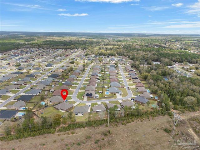 6096 Winchester Cir, Milton, FL 32570