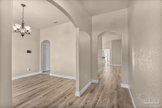 6096 Winchester Cir, Milton, FL 32570