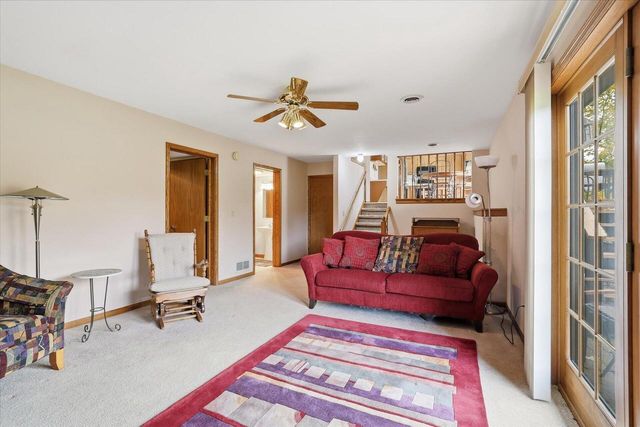 29214 Manor DRIVE, Waterford, WI 53185