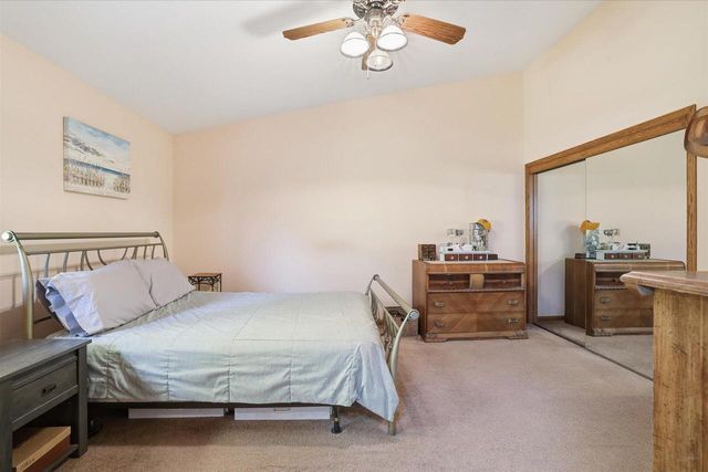 29214 Manor DRIVE, Waterford, WI 53185