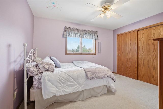 29214 Manor DRIVE, Waterford, WI 53185