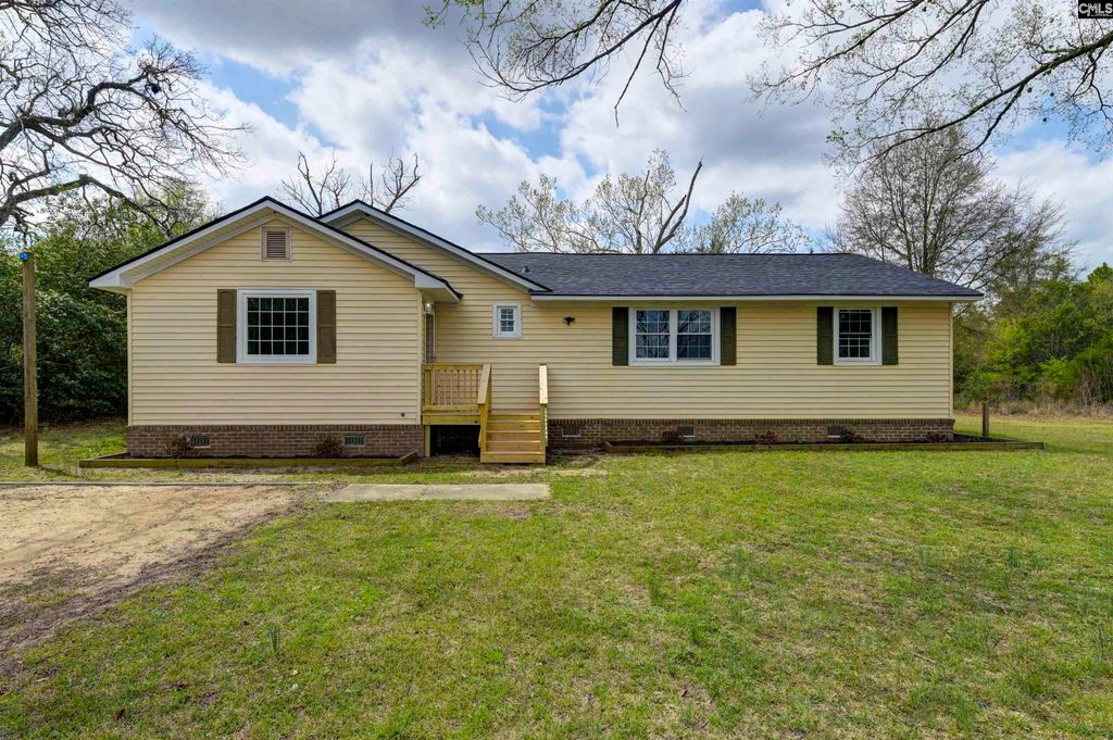1152 Water Tank Road, Pelion, SC 29123
