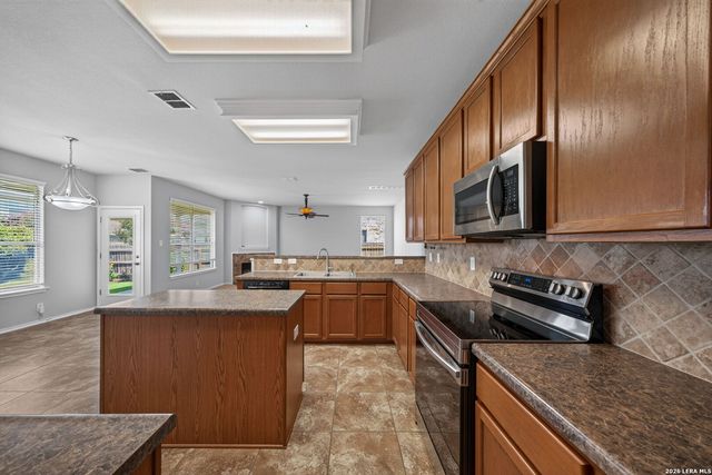 228 Crimson Tree, Cibolo, TX 78108