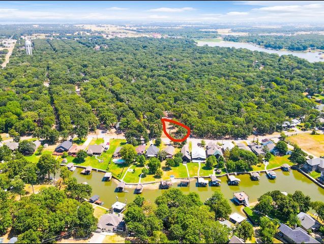 123 Paseo Patricia Street, Gun Barrel City, TX 75156