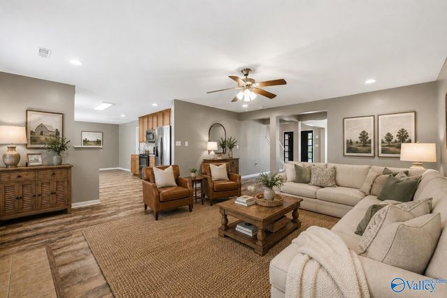 4805 Inglewood Court SE, Owens Cross Roads, AL 35763