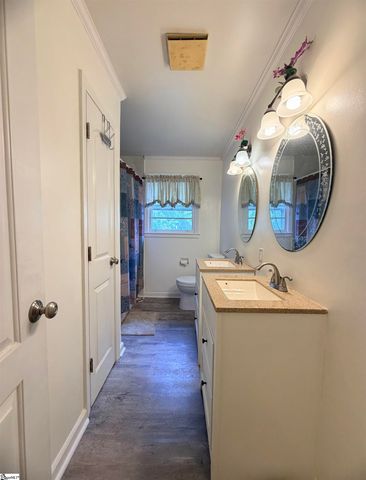100 Branike Drive, Duncan, SC 29334