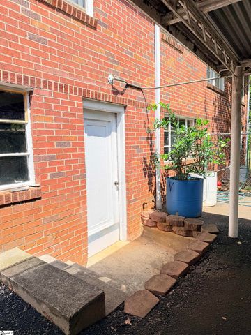 100 Branike Drive, Duncan, SC 29334