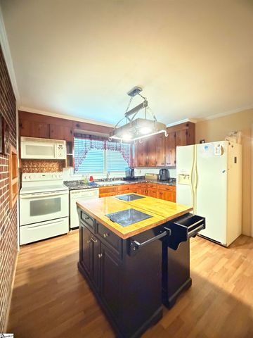 100 Branike Drive, Duncan, SC 29334