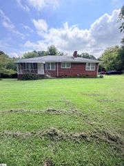 100 Branike Drive, Duncan, SC 29334