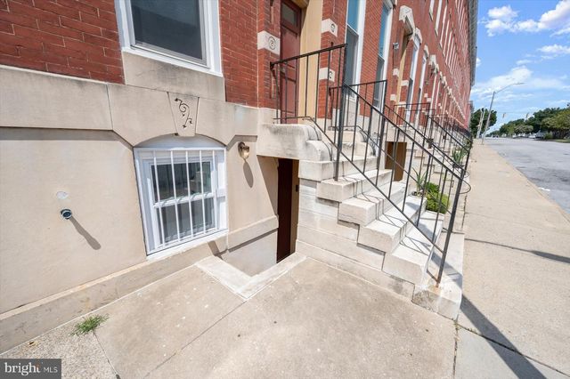 906 N FULTON AVE, Baltimore, MD 21217