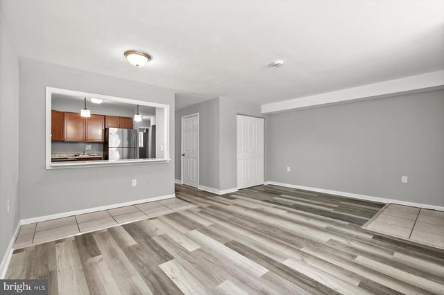 906 N FULTON AVE, Baltimore, MD 21217