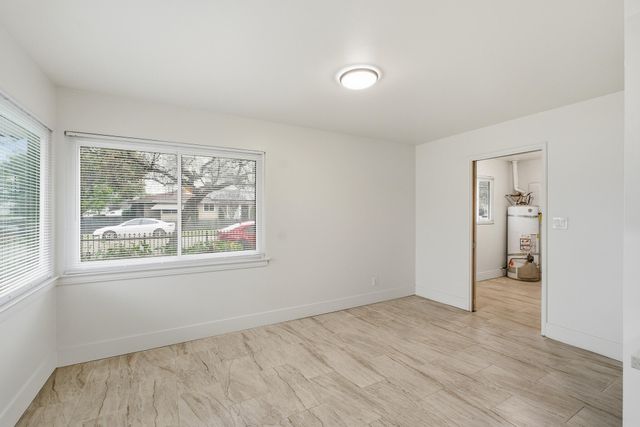 2746 N Cedar Avenue, Fresno, CA 93703