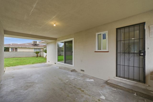 2746 N Cedar Avenue, Fresno, CA 93703