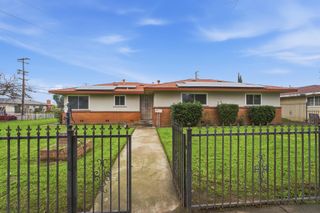 2746 N Cedar Avenue, Fresno, CA 93703