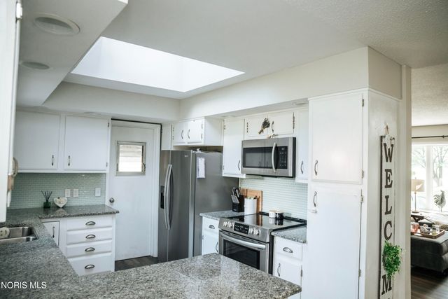 4022 N Berkey Southern Road, Berkey, OH 43504