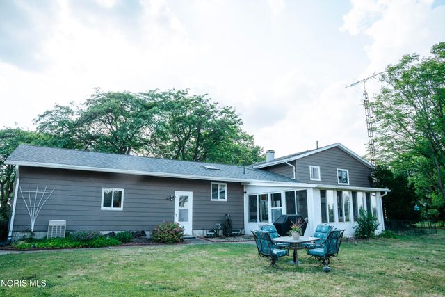 4022 N Berkey Southern Road, Berkey, OH 43504