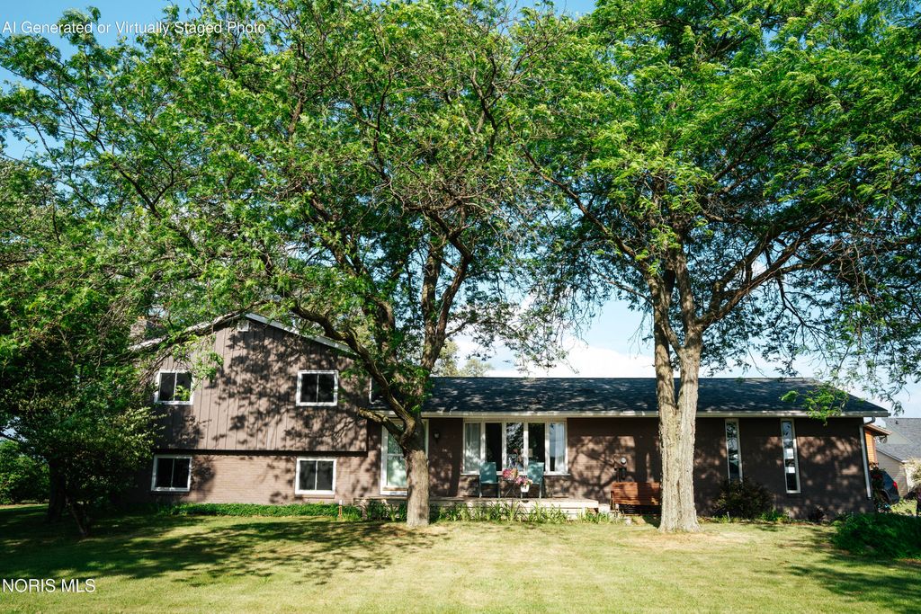 4022 N Berkey Southern Road, Berkey, OH 43504