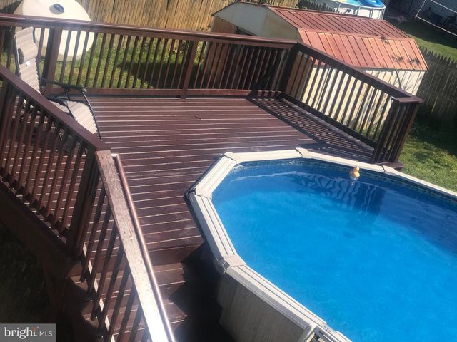 10 HANOVER ROAD, Marlton, NJ 08053