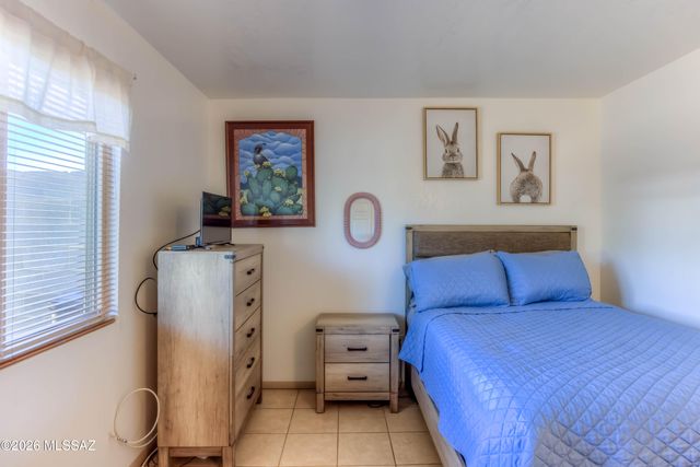 2756 S Oakenshield Way, Tucson, AZ 85730