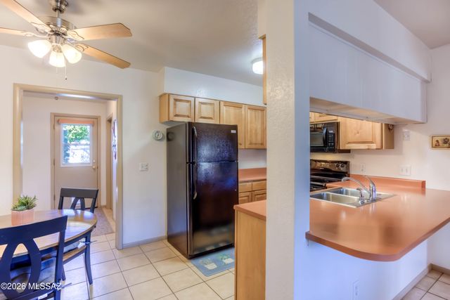 2756 S Oakenshield Way, Tucson, AZ 85730