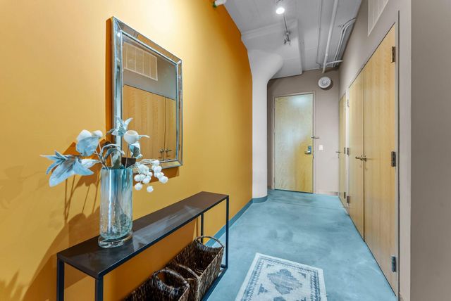 2929 Chicago Avenue 907, Minneapolis, MN 55407