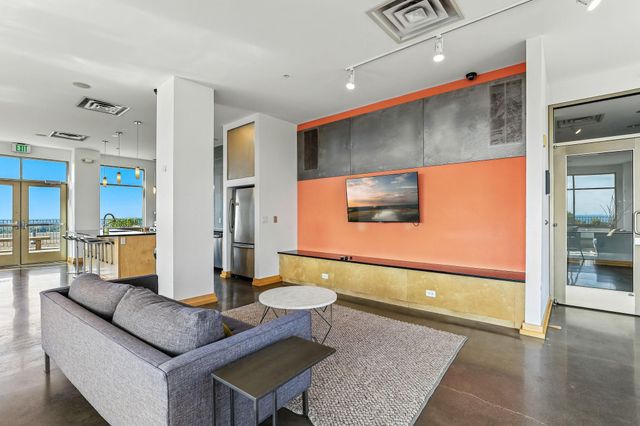 2929 Chicago Avenue 907, Minneapolis, MN 55407