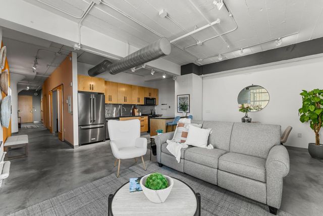 2929 Chicago Avenue 907, Minneapolis, MN 55407