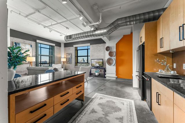 2929 Chicago Avenue 907, Minneapolis, MN 55407