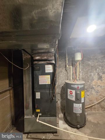 2430 REISTERSTOWN RD, Baltimore, MD 21217