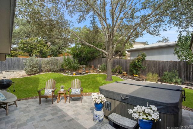 911 Almadin, San Antonio, TX 78258