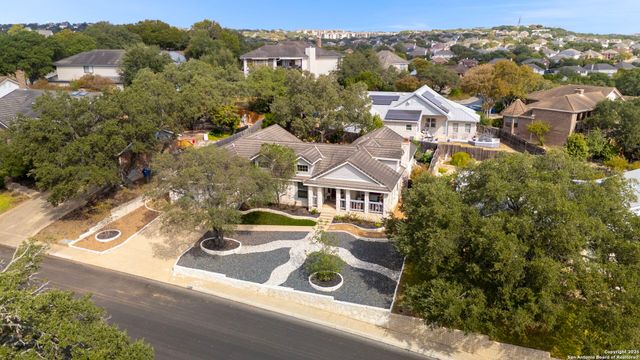 911 Almadin, San Antonio, TX 78258