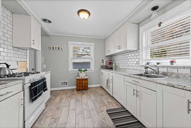 22705 California Street, Saint Clair Shores, MI 48080